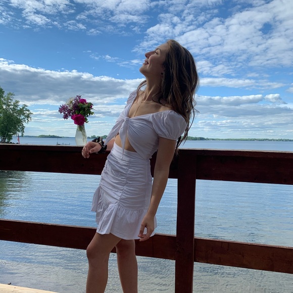 Meet your Posher, Izzy - Picture 3 of 3